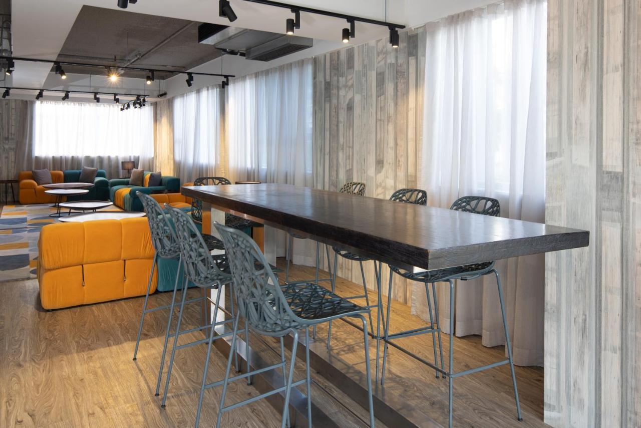 The Aberdeen Harbour By Ovolo Hongkong Exterior foto